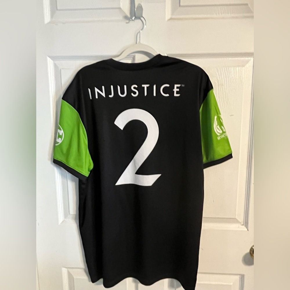 WB Games DC Comics Injustice 2 Men's XL T-Shirt M - Picture 2 of 5